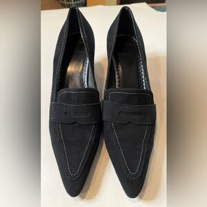 Land’s End Loafer heels Pointed Toe Suede Classic-Black/SZ. 8B